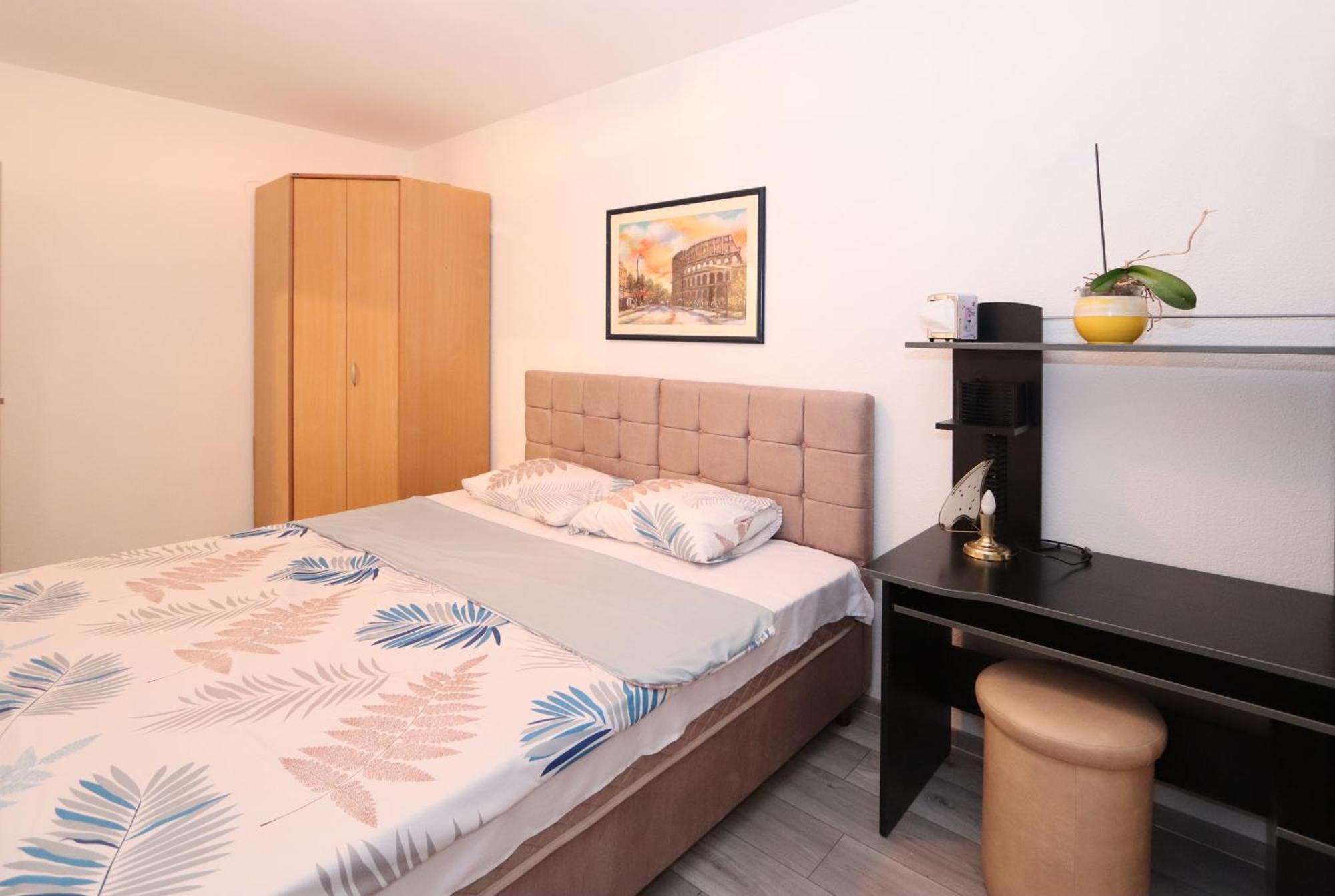 Golden Royal Apartment Крагуевац Екстериор снимка